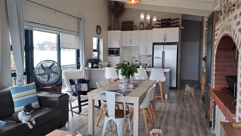 4 Bedroom Property for Sale in Jongensfontein Western Cape